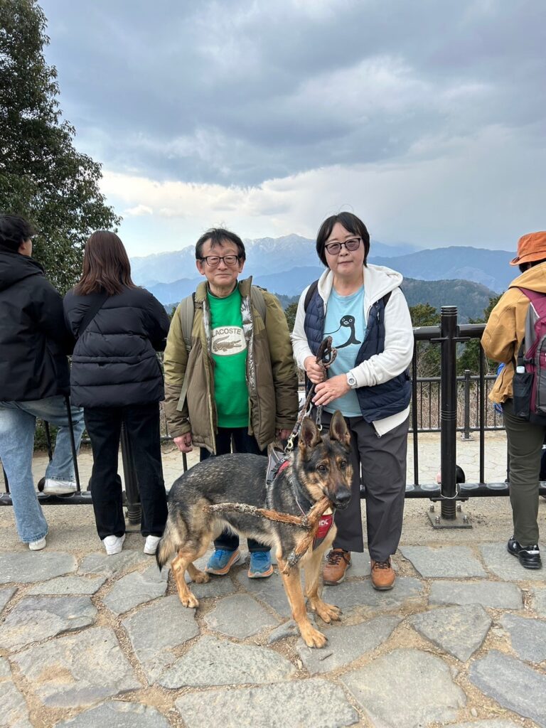 高尾山・シェパードと登山